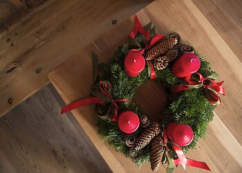 Advent.Shorttreat
